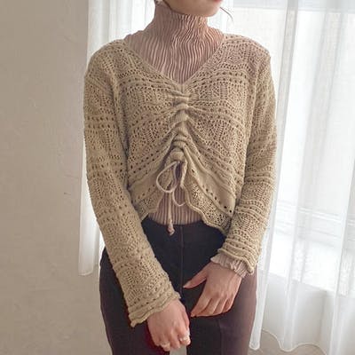 フロントシャーリング透かし編みニット